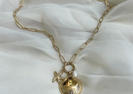 Shellora necklace