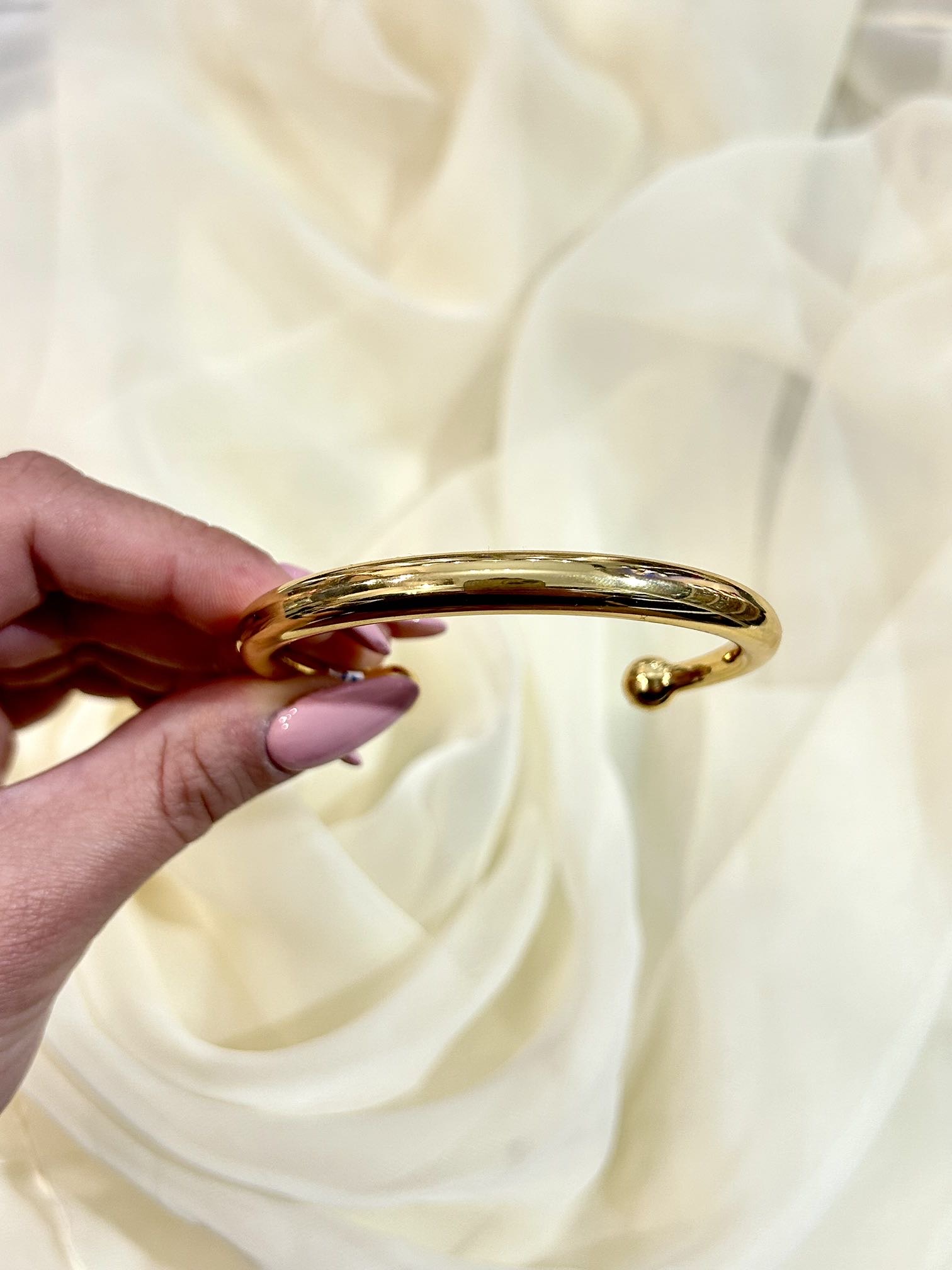 Silkline Cuff bracelet