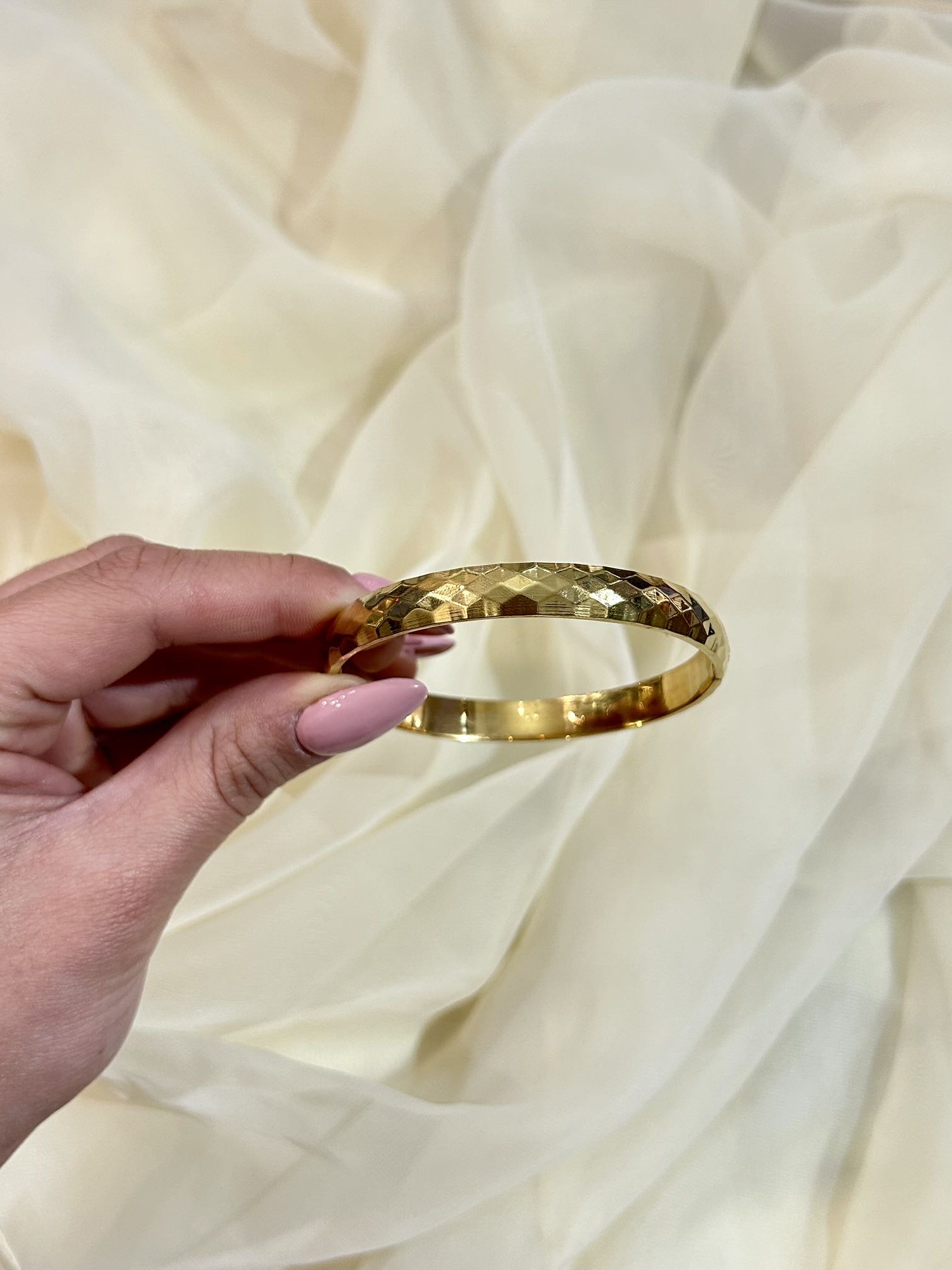 Prista Glow bracelet